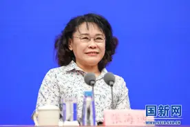 残联主席张海迪答封面新闻：建议用北斗系统为盲人提供导航服务图片