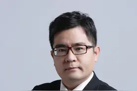 “投资是一场没有终点的长跑”！北大数学系毕业基金经理苏昌景：如何成为攻守兼备型选手？图片
