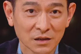 刘德华出道四十周年直播“天王”开课 定义“偶像”：应该是榜样图片