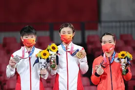 第15金！陈梦获得东京奥运会乒乓球女单金牌 孙颖莎获得银牌图片