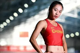 奥运田径开赛！为华东师大“女飞人”加油助威图片