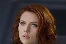 斯嘉丽·约翰逊状告迪士尼，网友支持“寡姐”讨薪图片