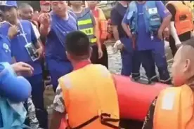 无底线！网红为作秀偷救生艇！警方已介入图片
