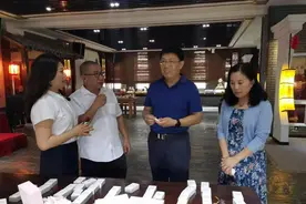 山东中医药高等专科学校党委书记袁志勇走访用人单位推进校企融合图片