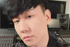 林俊杰回新加坡打疫苗！插针「瞬间反应」曝：超能力暴增图片