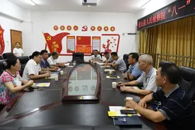 致敬最可爱的人！灵山检察院召开“八一”建军节退役军人座谈会图片