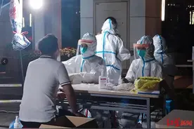 超35℃高温，见证一座超大城市的速度与温度图片