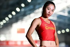 哪吒头百米女飞人创造中国奥运田径史，上海本科生“曼棋”真的快，专业真对口图片