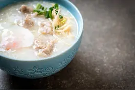 喝点粥能助药力！消化科医生教你跟着季节来熬粥图片