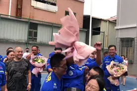 视频｜“最美逆行者”平安归来！东莞18名救援队员驰援河南救助420多名群众图片