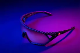 阿迪达斯推出3D CMPT限量版太阳镜 用3D打印技术制作图片