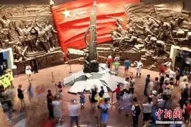 今天，致敬最可爱的人图片