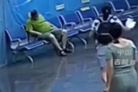 点赞！男子突发心肌梗死 紧急施救挽回生命 网友：看得热泪盈眶图片