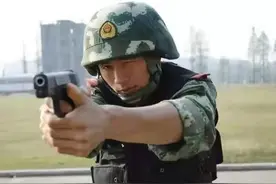 从军营到警营，挽救生命始终是他坚定的选择图片