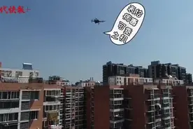 南京抖音红人无人机喊话封控小区居民：“你洋乎，我洋乎，出了问题你兜不住”图片