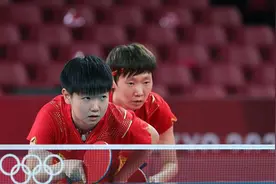 东京奥运会乒乓球：中国男、女团双双晋级八强图片