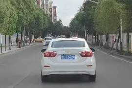 开天窗让娃“乘凉”？糊涂！ | 暑期交通安全图片