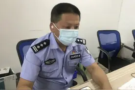 当“橄榄绿”融入“公安蓝”图片