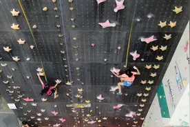 世界上攀爬速度最快的女人在深圳！教练揭秘00后宋懿龄成长经历视频封面