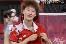 巅峰对决！杭州姑娘陈雨菲，羽毛球女单冠军！妈妈一度躲起来不敢看比赛图片