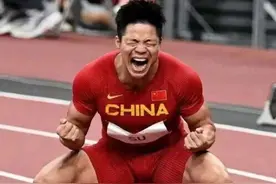 外国网友：中国人能跑这么快！惊了图片