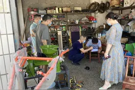 慈利县通津铺镇：上门宣传劝导 落实抗疫举措图片