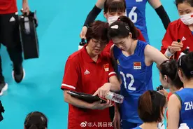 中国女排战胜阿根廷女排图片