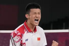 2金4银！谌龙0-2不敌对手收获男单银牌，奥运羽毛球项目收官图片