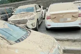 郑州灾后补贴刺激新能源车企 蔚来打头阵宣布“水泡车”置换优惠图片