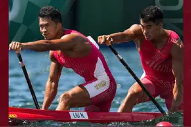 再添一银！刘浩郑鹏飞男子1000米双人划艇摘银图片