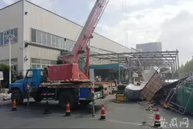 私建房“傍上”正房 合肥经开区拆除400平方米的违法建筑物图片