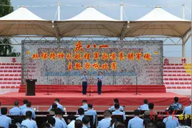 军歌嘹亮！北部战区空军某训练基地举行庆“八一”主题歌咏比赛图片