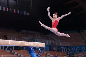 第32金！浙江16岁姑娘管晨辰！妈妈：当年学体操是一时冲动图片