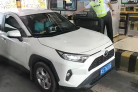 即日起，广东158条高速公路在收费站开通线上办理ETC服务图片