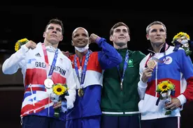 拳击——男子63-69公斤级决赛：古巴选手伊格莱西亚斯夺冠图片