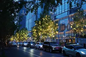 太阳一落山，成都人的“夜生活”就开始了！这些时髦街区，让氛围感一秒拉满图片