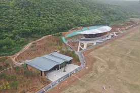 圣境山滑翔伞基地建设项目顺利通过竣工验收图片