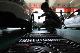 职业学校的困境：从不被看见的职校生，到欠缺保障的劳动力图片