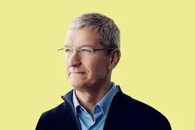 苹果公司CEO Tim Cook现在是美国薪酬第八高的高管图片