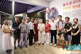 告诉你的亲友，一起来花城汇看拍花展图片