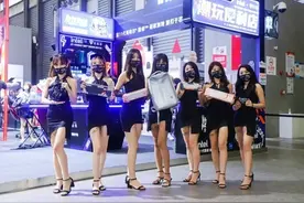 满屏都是大长腿！这届ShowGirl依然美俏顶图片
