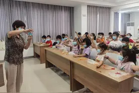 让孩子度过快乐暑假 电子社区手工串珠走起图片