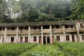 红光古天乐小学废弃近7年，将改造成老年中心等设施图片