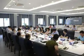 普陀长宁加装电梯的“进度条”加载到哪了？市政协开展专题视察监督图片