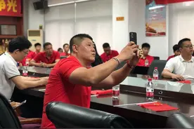 东莞选手王凯华获奥运会20公里竞走第七名，启蒙教练赛前自称压力大图片