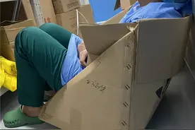 烟台抗疫“她力量”：凌晨4点，她蜷缩在纸壳箱里睡着了……图片