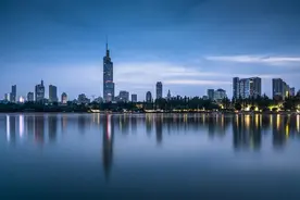 “站在年中看经济”系列报道④｜上半年全省交通建设投资实现“双过半”图片