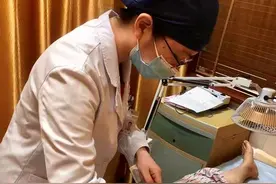 术后肚子胀气 扎一针就好了！龙岗三院用针灸帮助术后胃肠功能障碍患者康复图片