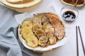 丰富餐桌味：韩国香菇饼、西葫芦饼、茄子饼、火腿饼图片