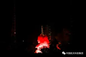 中国航天不到30小时再发一星！中星2E卫星成功发射图片